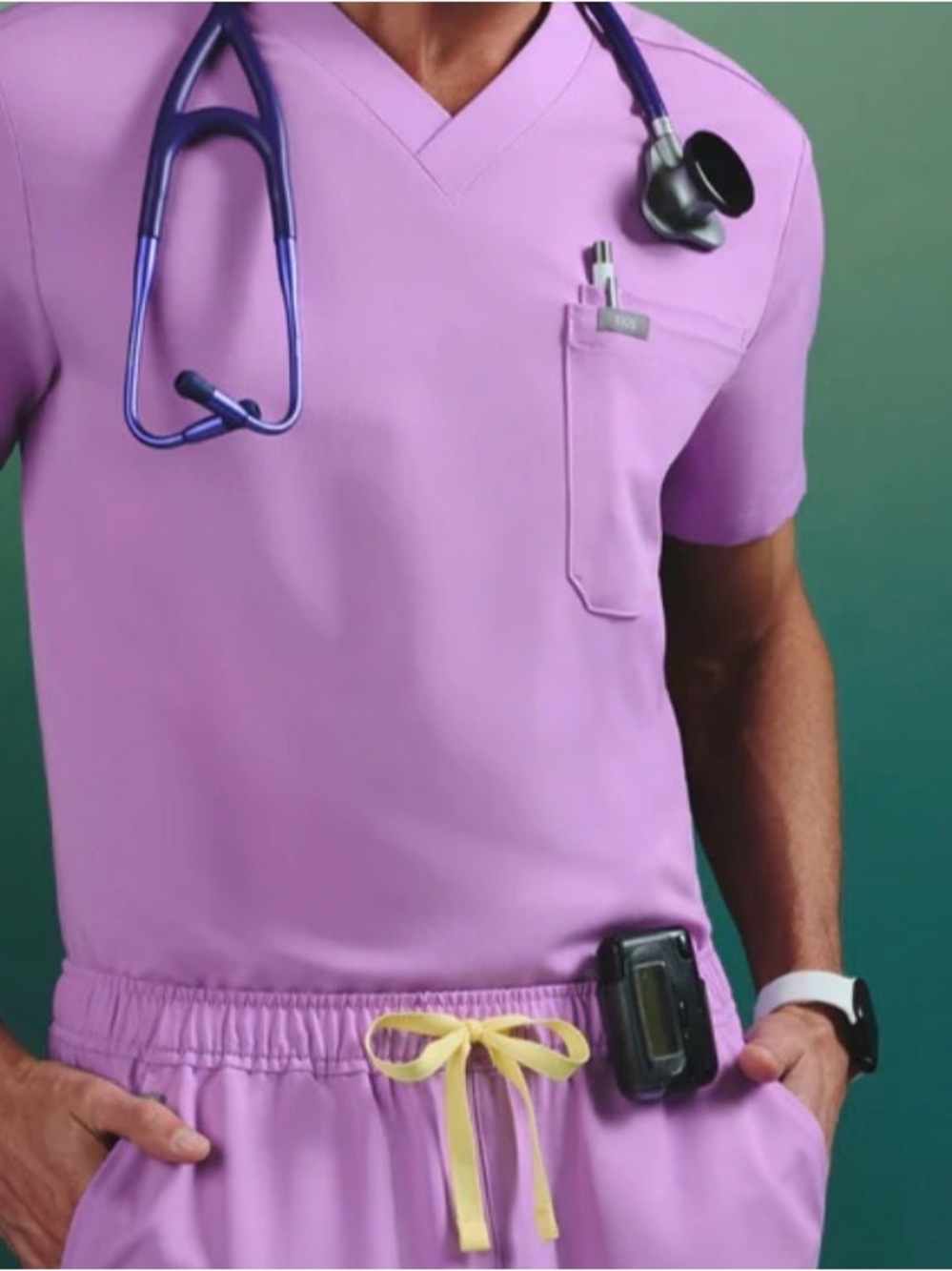 FIGS Men’s Wild Iris Scrub Set - Picture 2 of 3